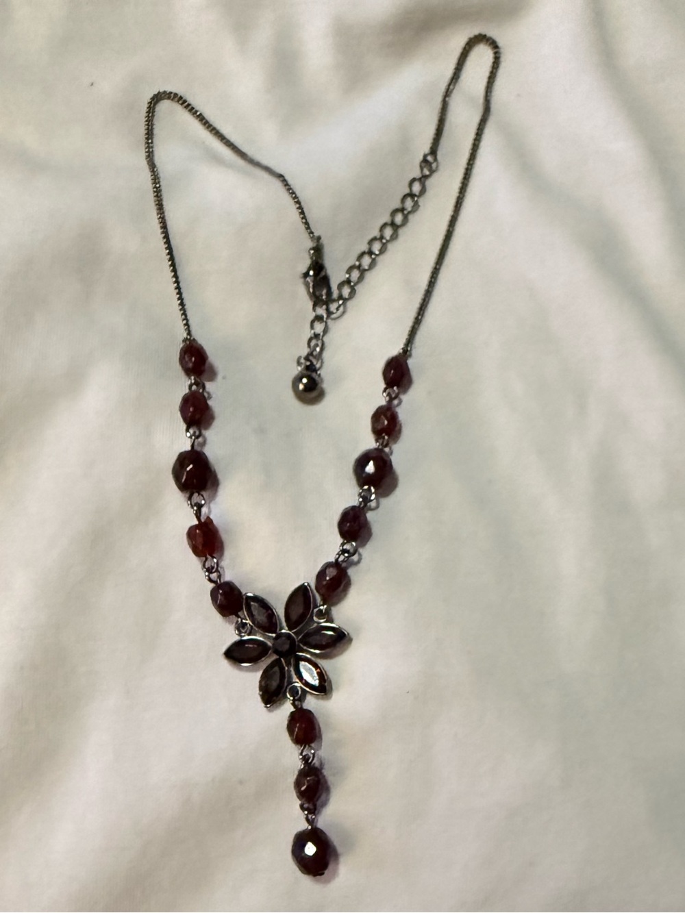 Red Garnet Colored Crystal Beaded Y-Drop Necklace Flower Charm Pendant Adjustabl